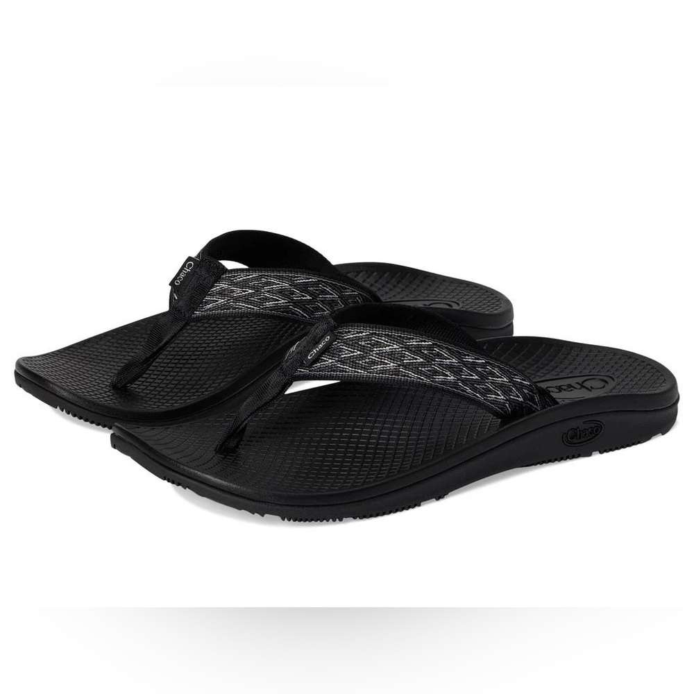 Chaco Women’s Black & Gray Patterned Strap Flip Sandals